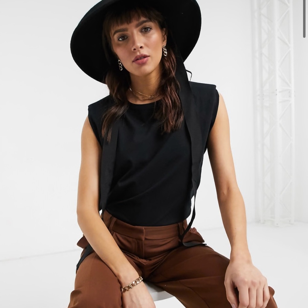 ASOS Padded Shoulder Pad Sleeveless Muscle Tee Tank T-Shirt Black 4 S
